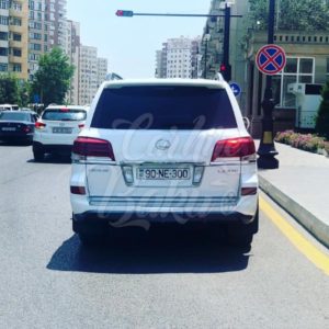 Lexus LX570 / car rental Baku / avtomobil kirayesi / аренда машин в Баку